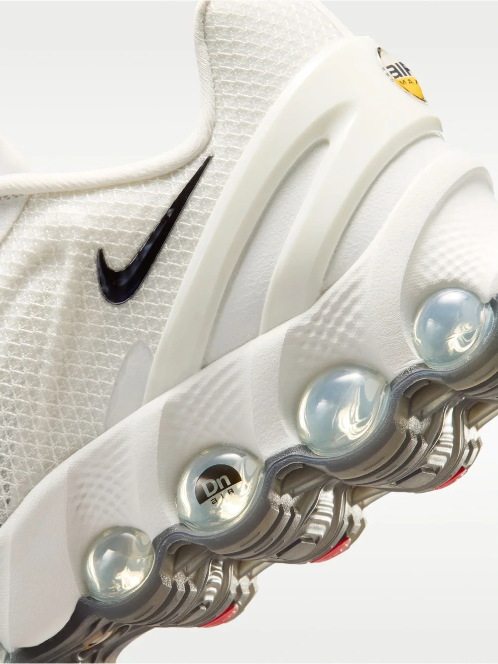 🆕 Nike Air Max sneakers Dn8